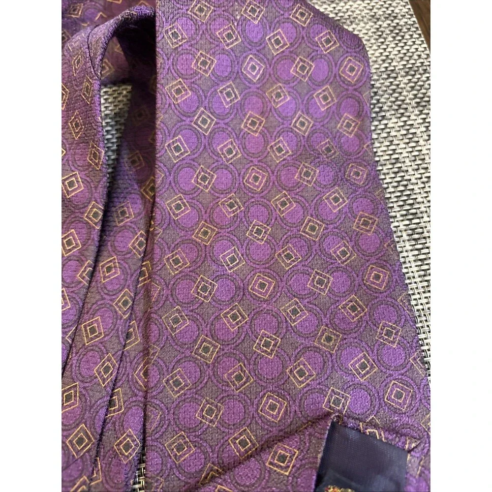 Vintage Chaps Ralph Lauren Neck Tie Purple Geometric Silk USA Made